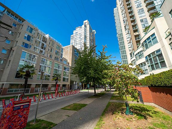 3rd image of 1000 Beach Ave #705