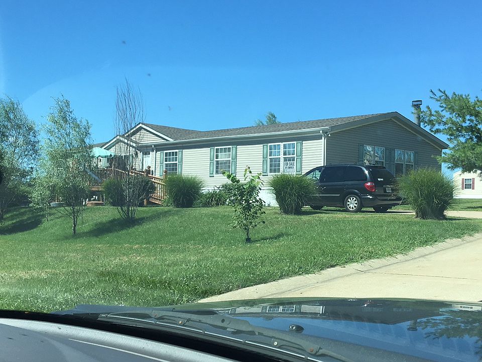 1st image of 482 Aspen Dr