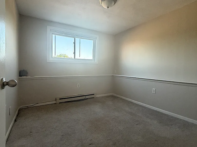 165 Main St #6 — Photo 9