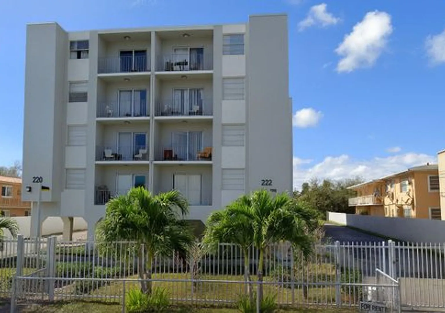 220 SW 17 Ct | Little Havana (Walkable to Calle Ocho) — Photo 4