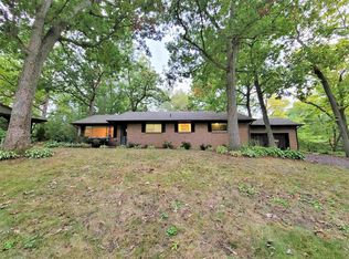 2516 W Chickadee Trl, Rockford, IL 61107