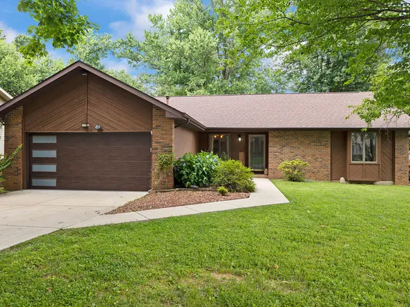 1145 E Oak Tree Lane, Springfield, MO 65810