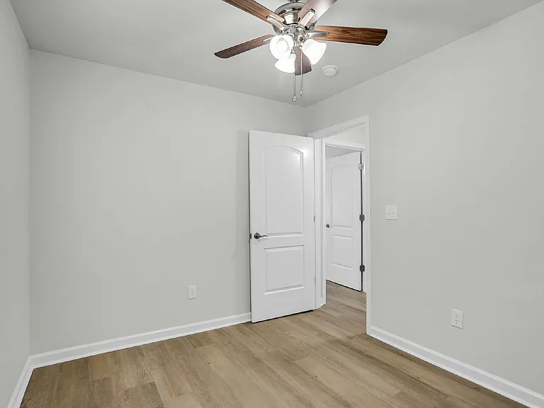 2108 California Ave — Photo 19
