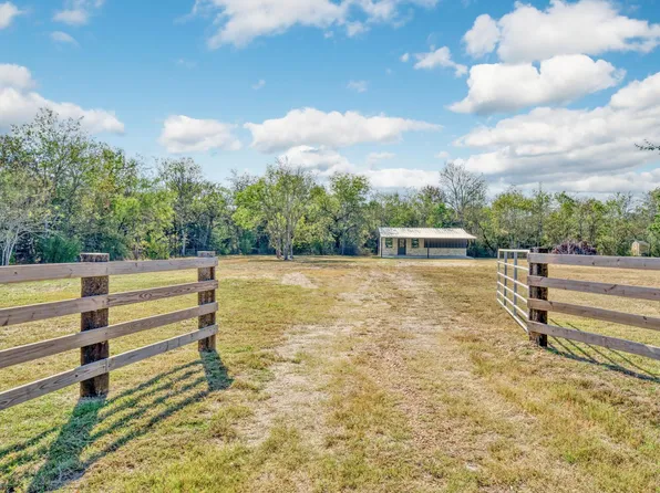 12673 Highway 21 W, North Zulch, TX 77872