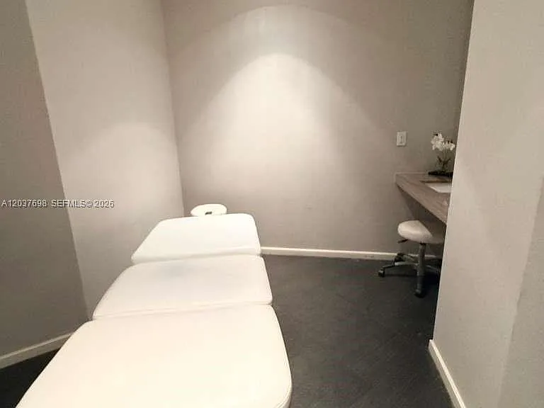 1300 Brickell Bay Dr #1904 — Photo 38