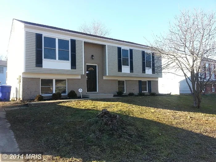 2223 Bridle Path Dr photo 1