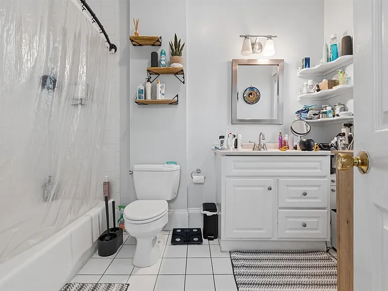 33 Mystic St #3 — Photo 14