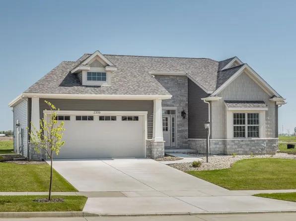 2306 Lovie Ln, Champaign, IL 61822