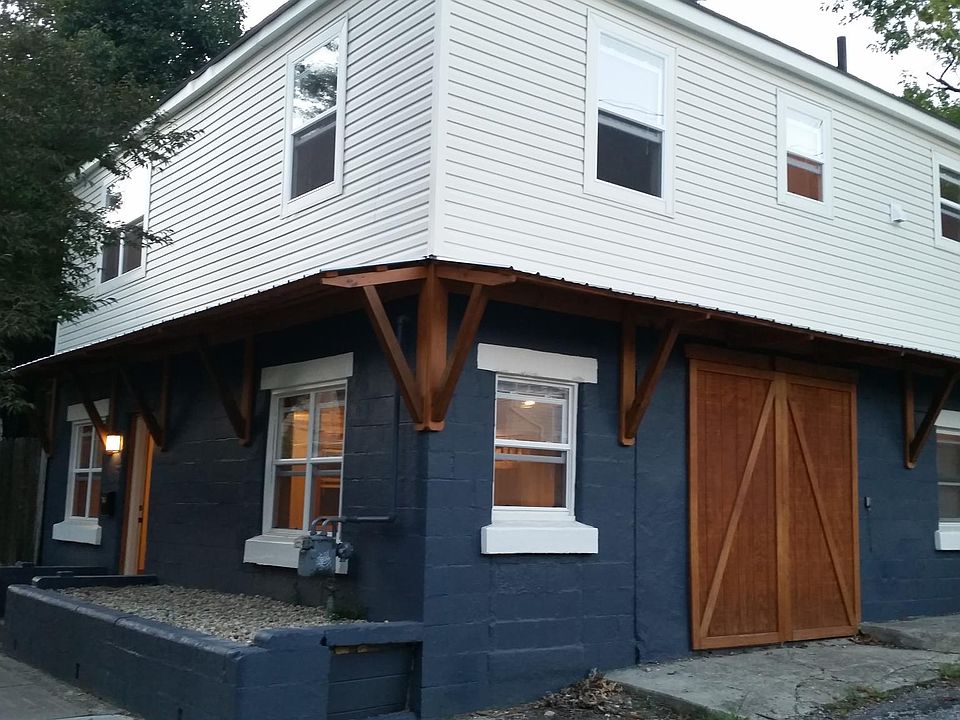 1st image of 300 E Tompkins St