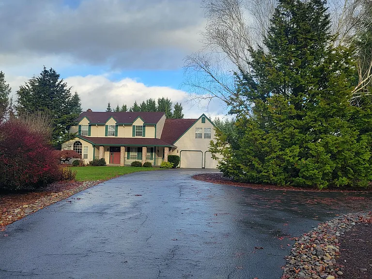 23713 NW Hillhurst Rd — Photo 1