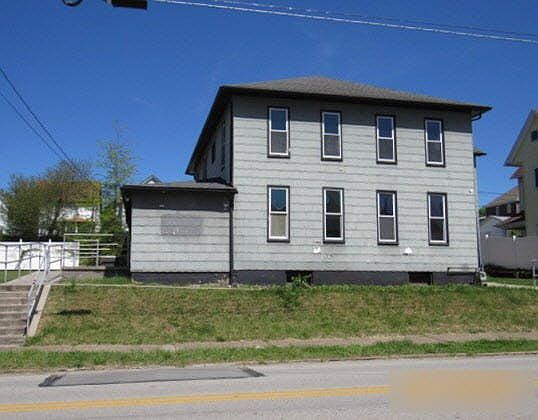 1st image of 408 S Broadway St