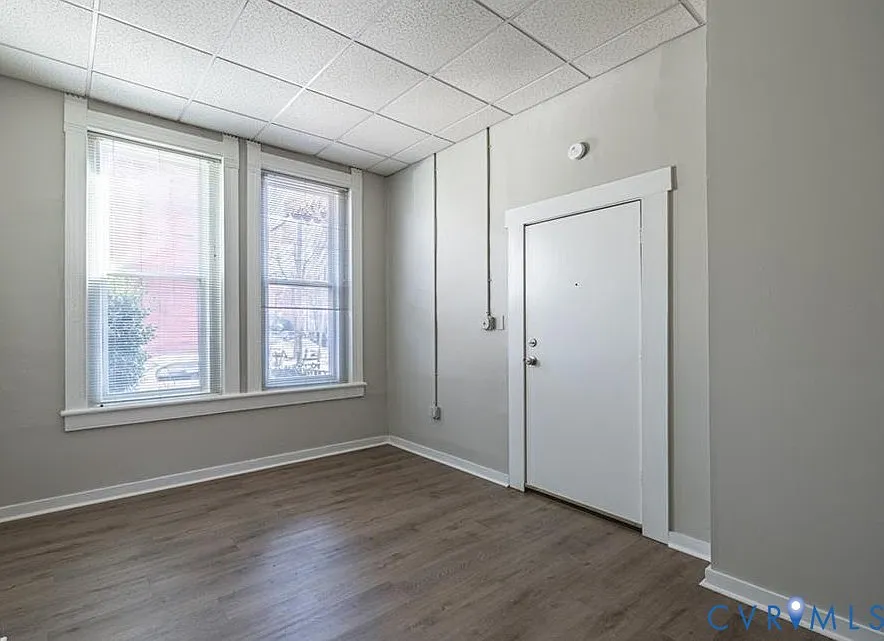 1 bed, 1.0 bath, $1,600 — Photo 2