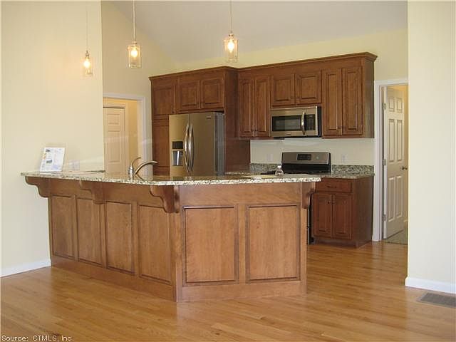 2nd image of 8 Chidley Way