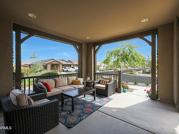 4th image of 20702 W HILLCREST Boulevard