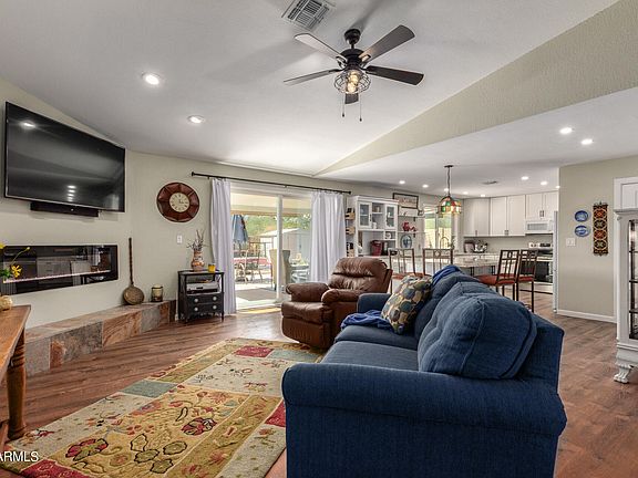5th image of 16413 Heather Dr