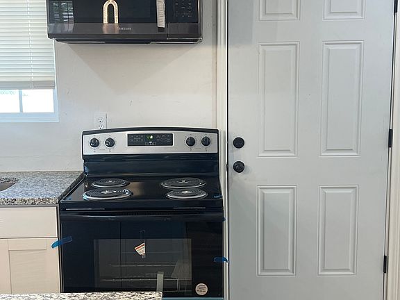 5th image of 1507 E 42nd St