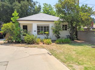 1066 E Woodbury Rd, Pasadena, CA 91104