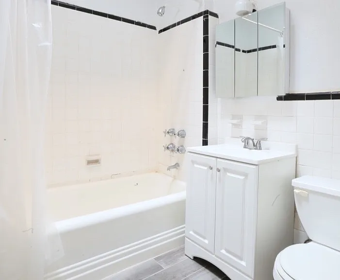 455 2nd Ave #5A — Photo 3