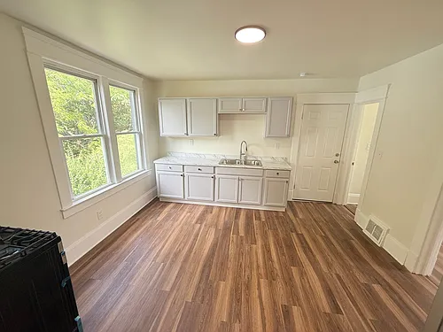 Floor plan UP