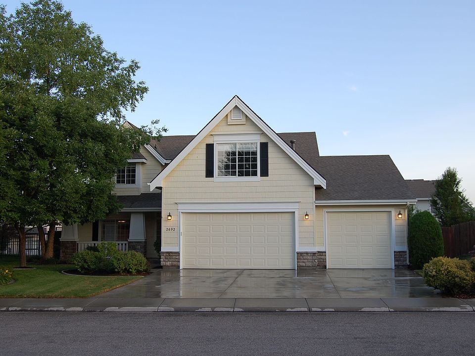 1st image of 2692 E Hampshire Ct