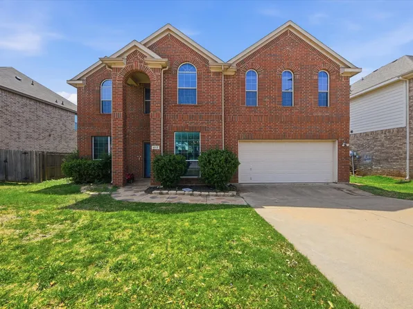 417 Roundrock Ln, Fort Worth, TX 76140