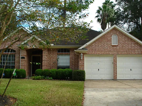 915 Sgt Ed Holcomb Blvd S, Conroe, TX 77304