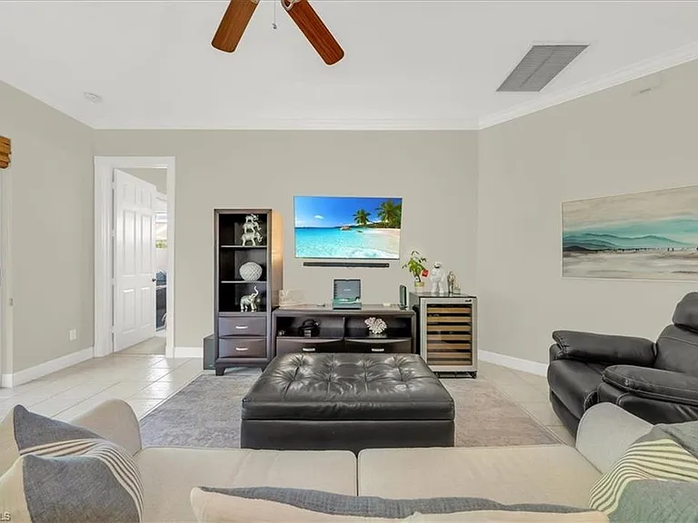 28327 Hidden Lake Dr — Photo 5