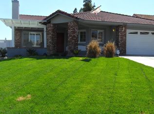 8418 Rosemary Dr, Riverside, CA 92508