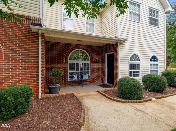 2101 Piney Brook Rd Unit 107, Raleigh, NC 27614