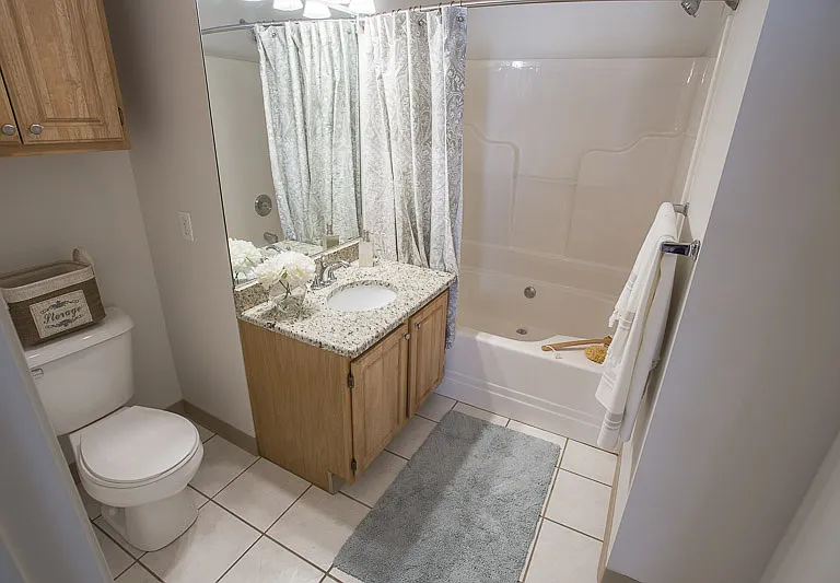 Spacious Bathroom