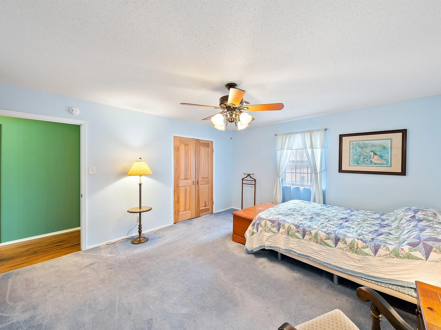101 East Grothe Street - 1 — Photo 3