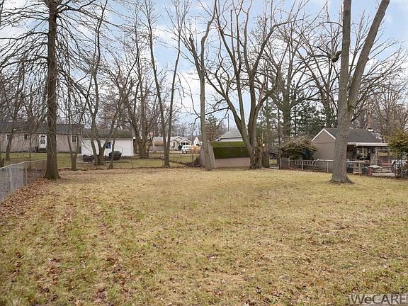 3rd image of 517 Ashwood Ave