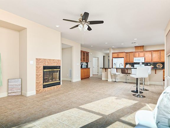 4th image of 516 Arlington Drive