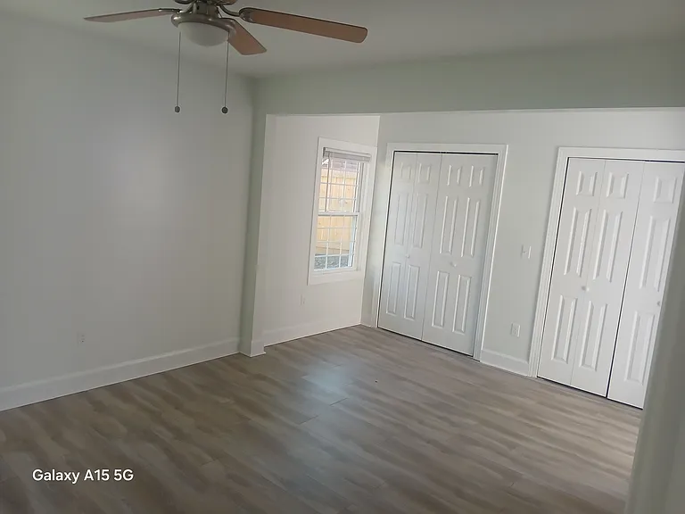 230 Northwest Ave — Photo 1