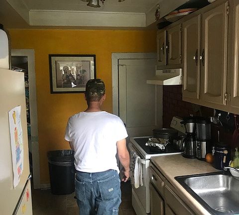 4th image of 1021 S Broom St