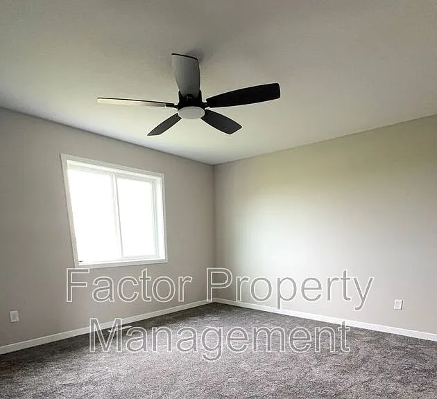3208 Scotch Ln — Photo 11