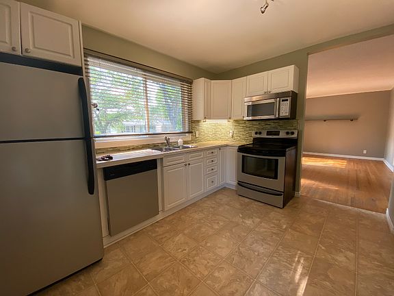 Kitchen view_07122023