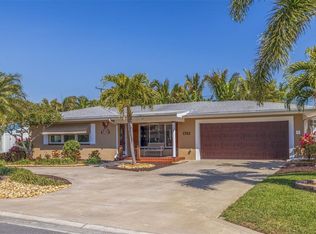 1322 Robin Rd S, Saint Petersburg, FL 33707