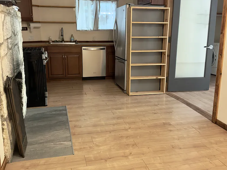 E Walnut Dr — Photo 16