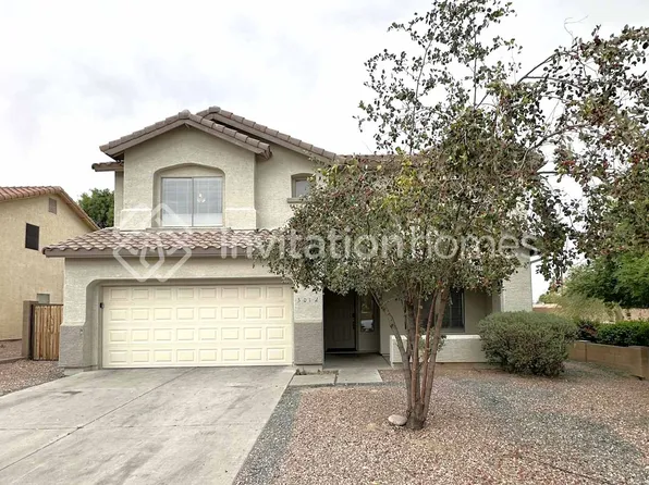 3012 W Winter Dr, Phoenix, AZ 85051