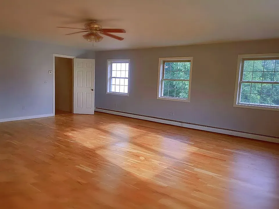 9 Fox Run Ln