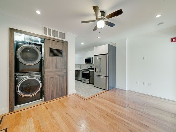 3rd image of 74 Cottage St #4C