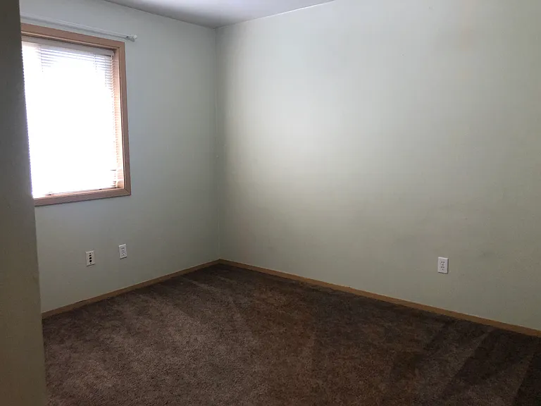 247 NW Clay Ct — Photo 12