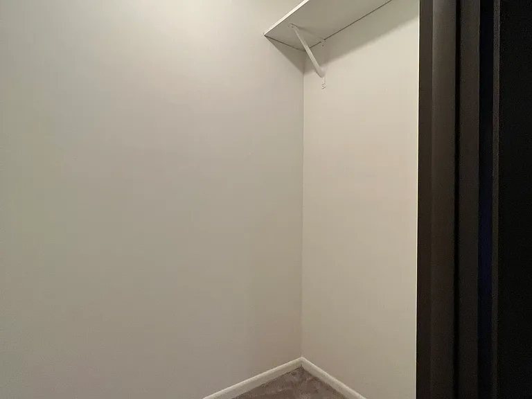 Wellington One Apartments — Photo 29