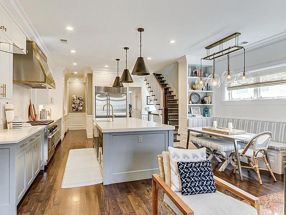 3rd image of 1519 N Cleveland Ave #3