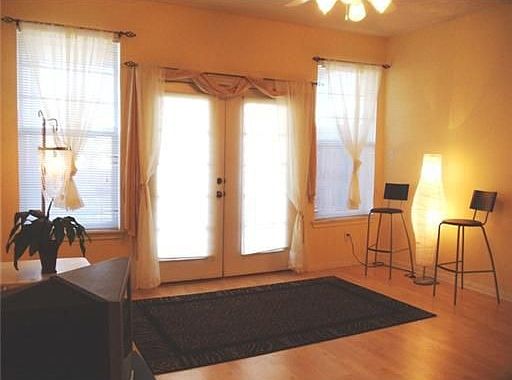 2nd image of 1730 Heath Dr