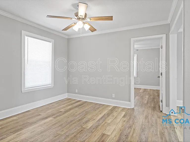 1612 Gordon Ave — Photo 6