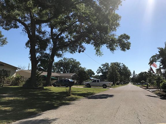 4th image of 1641 Parkside Dr