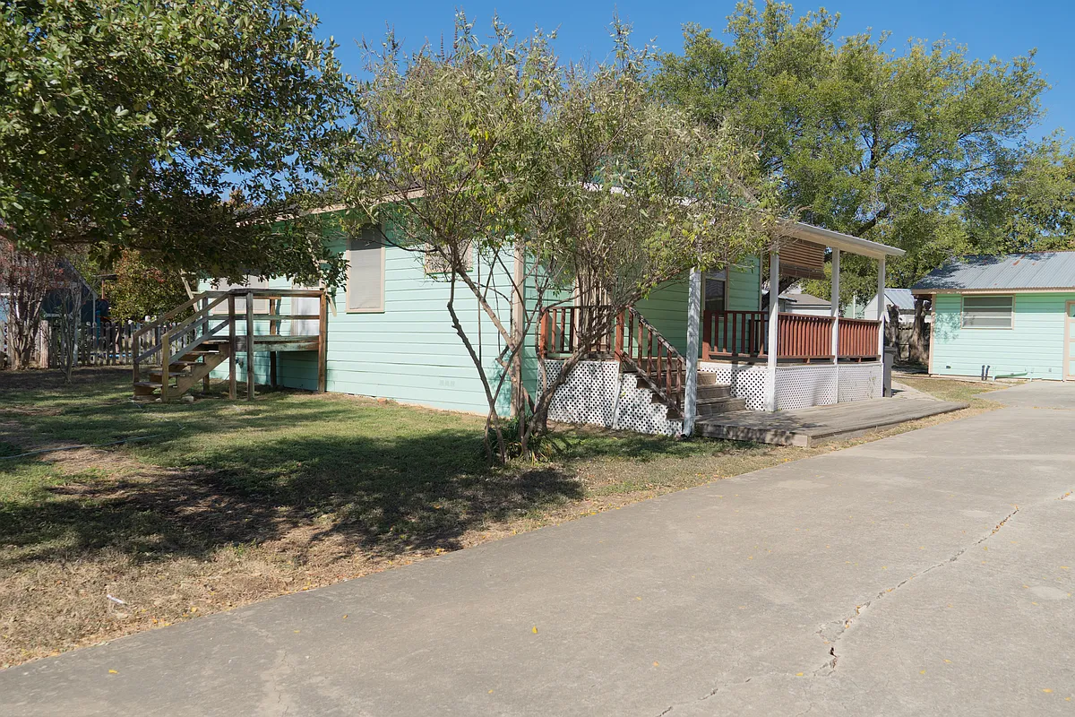 Building Photo - 4707 Erin Blvd