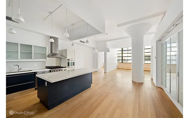 Rented by Douglas Elliman | media 24